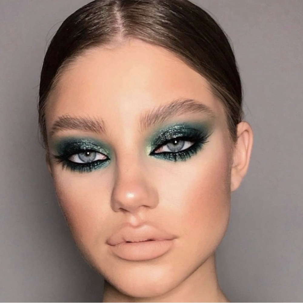 Rockins Hot Mess glitter gel eye pen in Viridian Green NWOB.